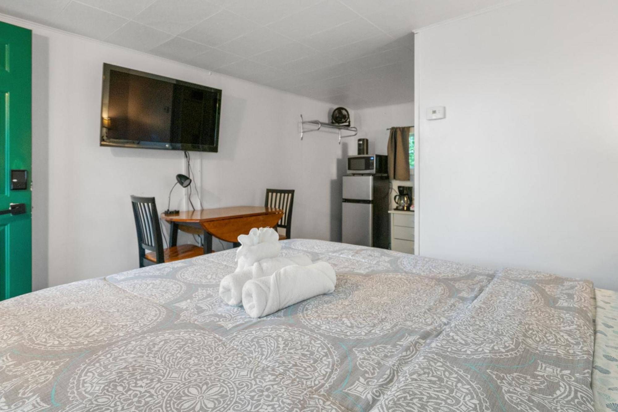 South Arm Retreats Motel East Jordan Dış mekan fotoğraf