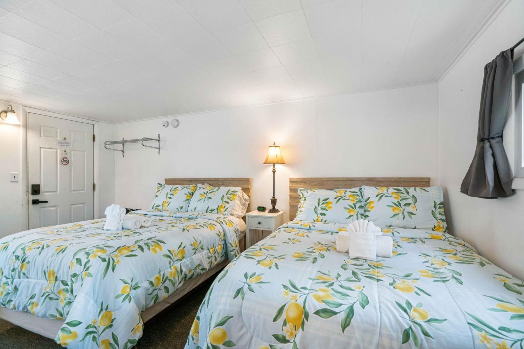 South Arm Retreats Motel East Jordan Dış mekan fotoğraf